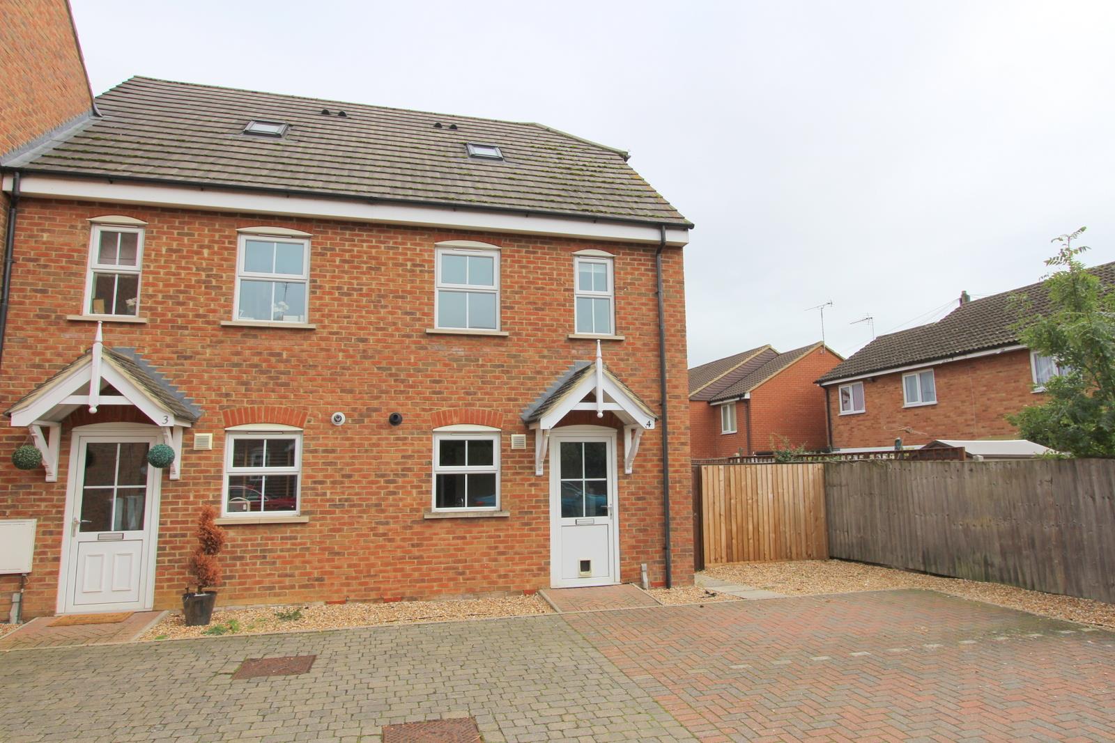 Guildford Mews, Leighton Buzzard
